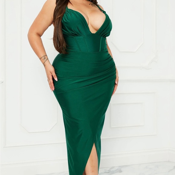 NWT Green Sleeveless straps Maxi Dress Size Large - Picture 5 of 7